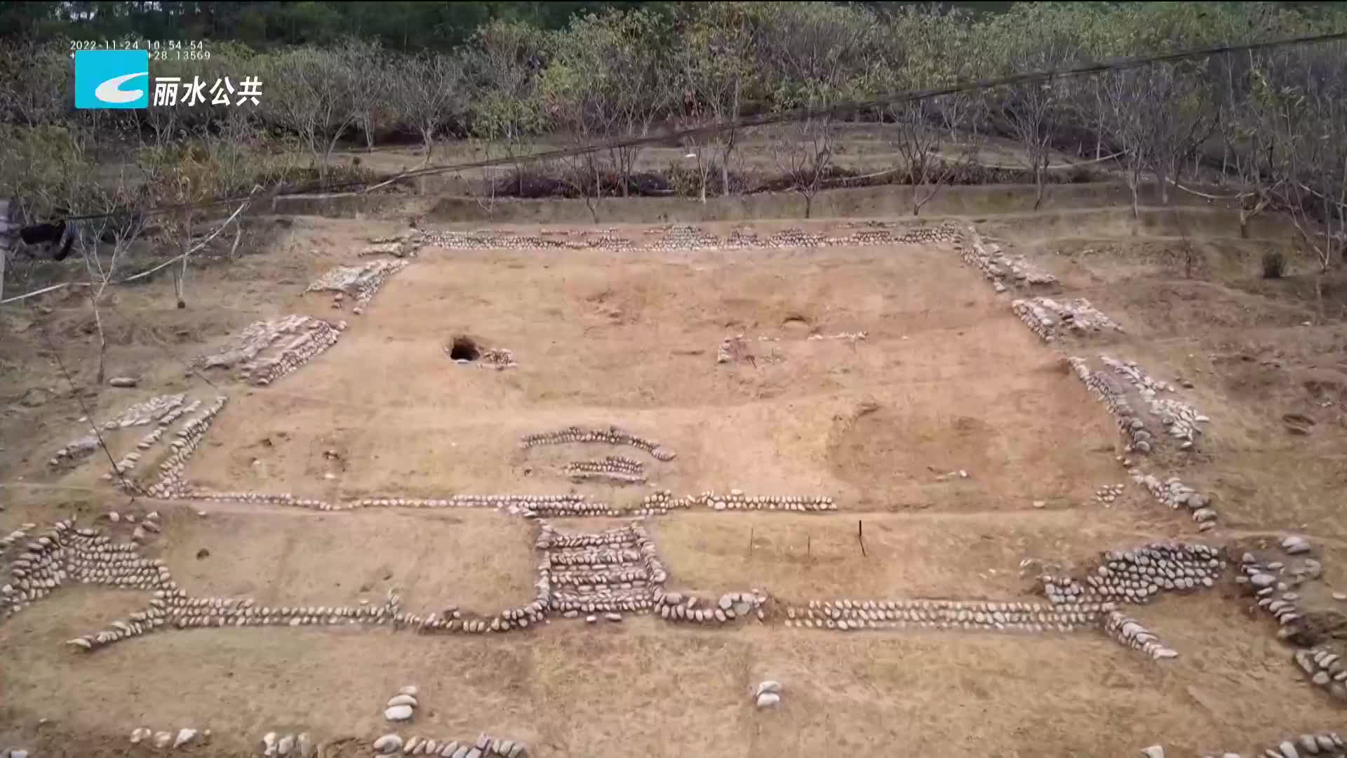 云和独山遗址考古发现38座西周墓葬